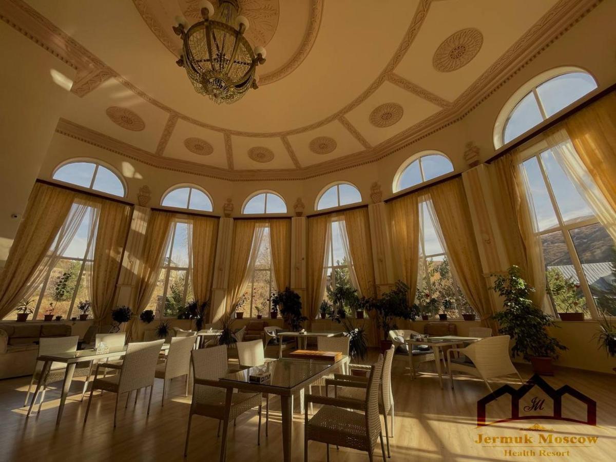 Jermuk Moscow Health Resort エクステリア 写真