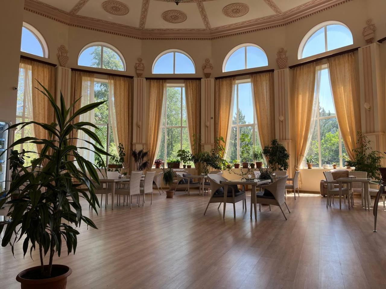Jermuk Moscow Health Resort エクステリア 写真